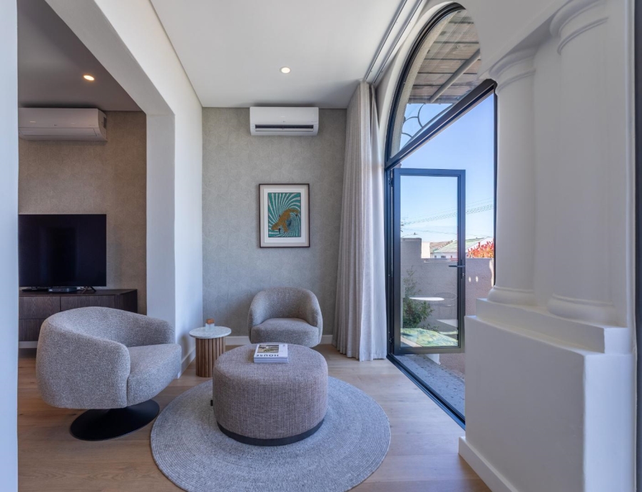 To Let 2 Bedroom Property for Rent in Sea Point Western Cape
